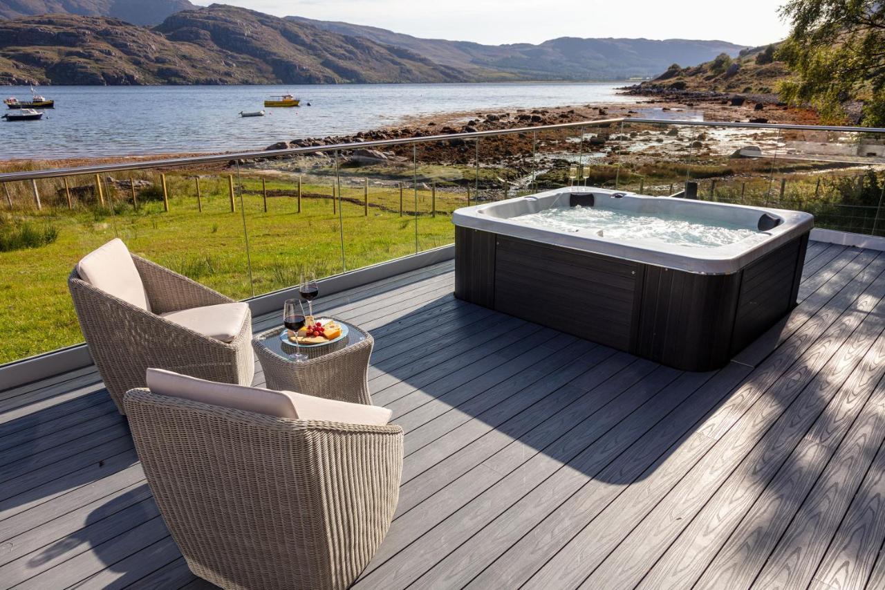 Birches Lodge With Hot Tub Dundonnell Extérieur photo