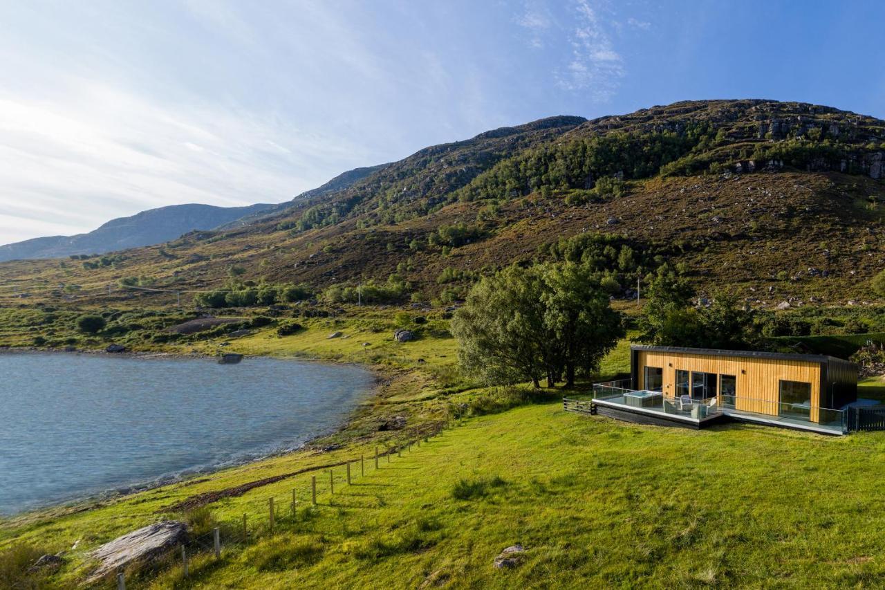 Birches Lodge With Hot Tub Dundonnell Extérieur photo