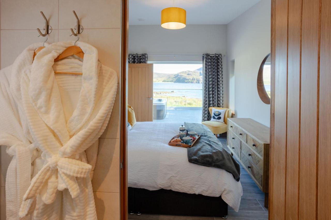 Birches Lodge With Hot Tub Dundonnell Extérieur photo