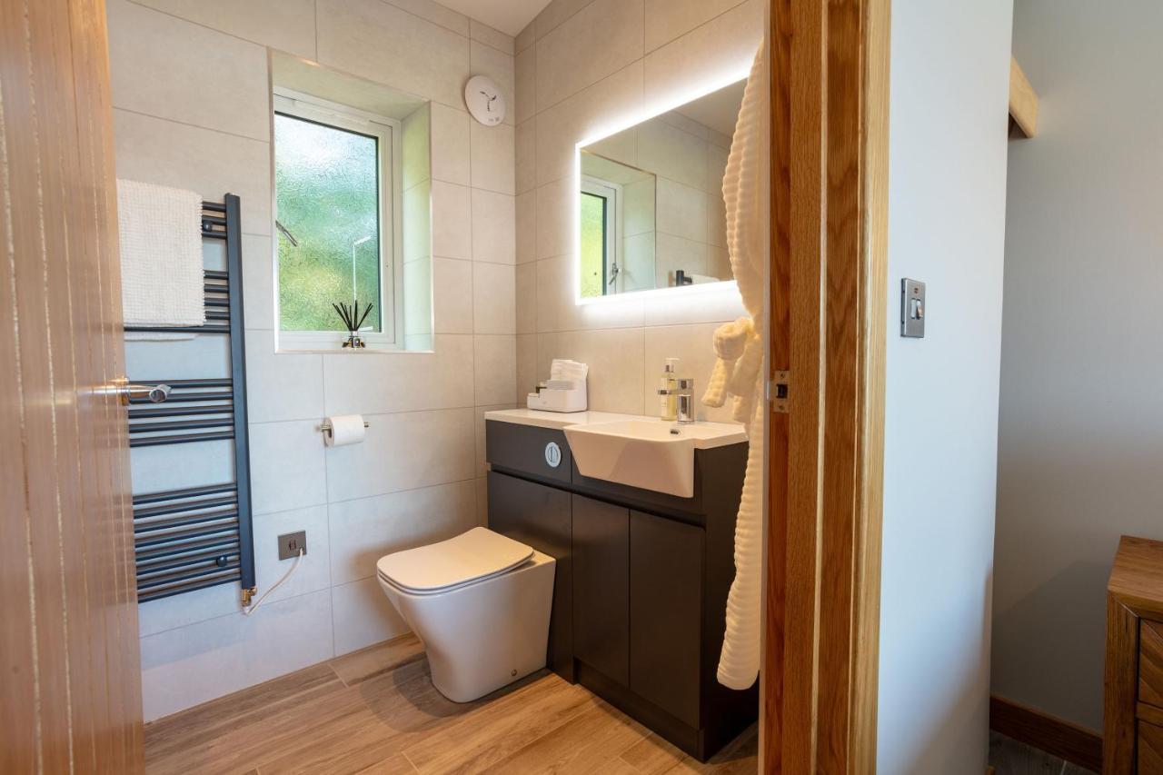 Birches Lodge With Hot Tub Dundonnell Extérieur photo